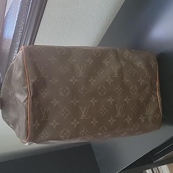 30.LOUIS VUITTON MONOGRAM SPEEDY 30 - Picture 3 of 10